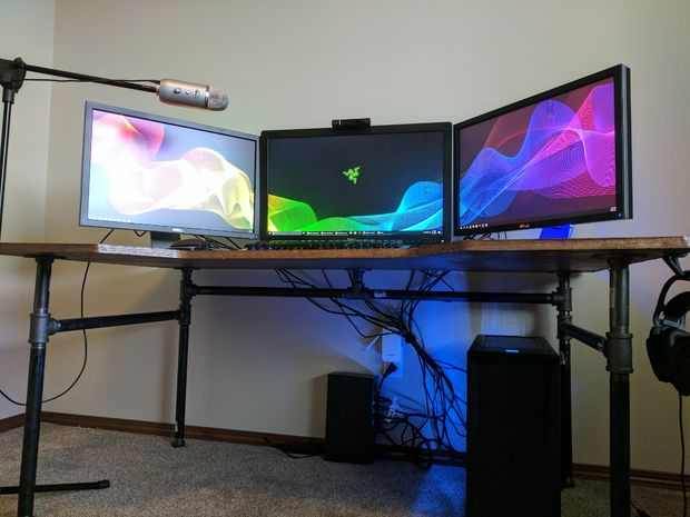 DIY simple computer desk